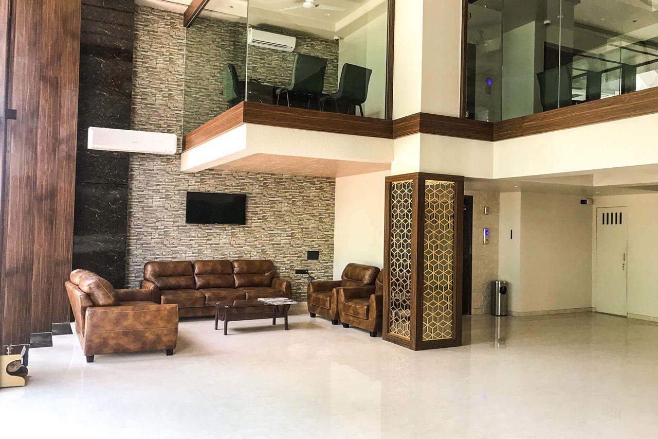 Kyriad Hotel Solapur By Othpl Екстер'єр фото