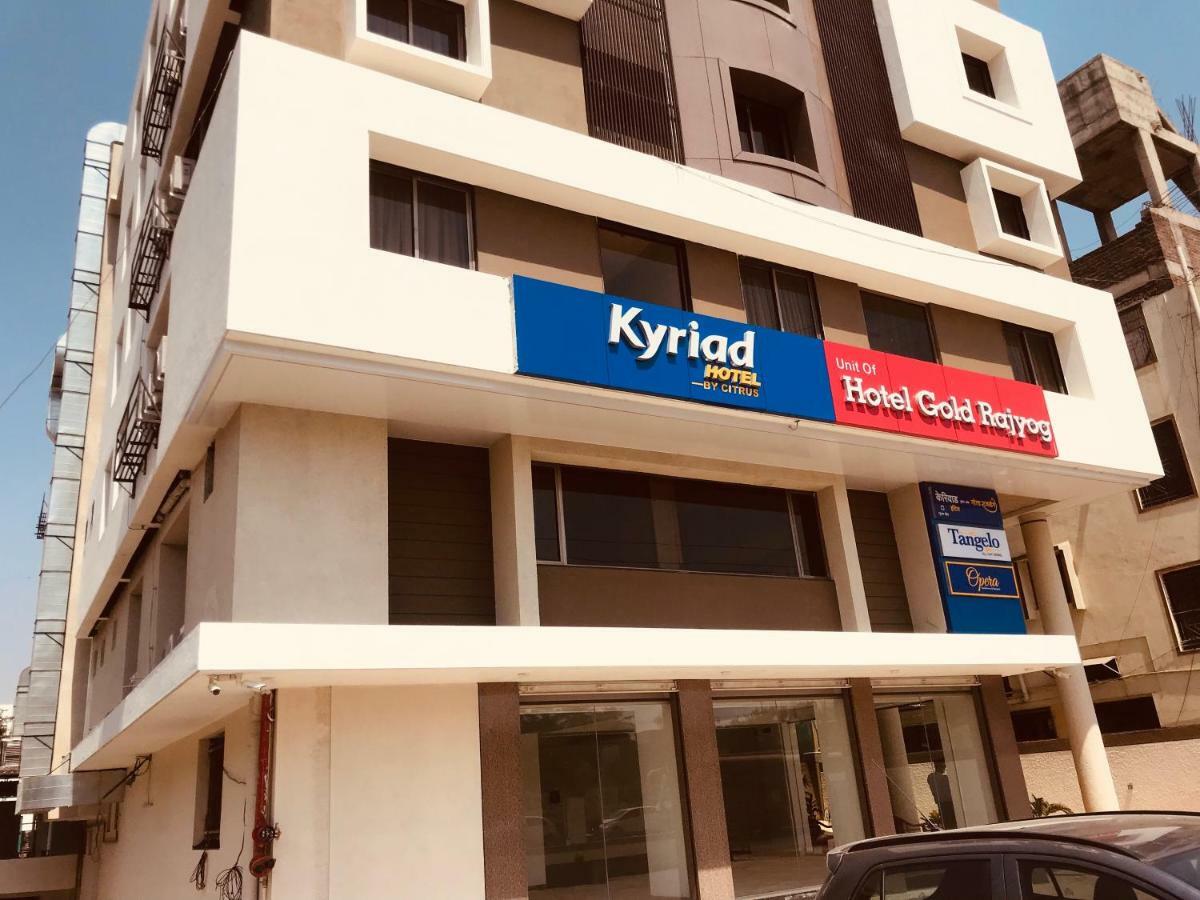 Kyriad Hotel Solapur By Othpl Екстер'єр фото