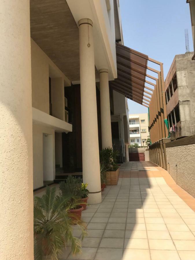 Kyriad Hotel Solapur By Othpl Екстер'єр фото